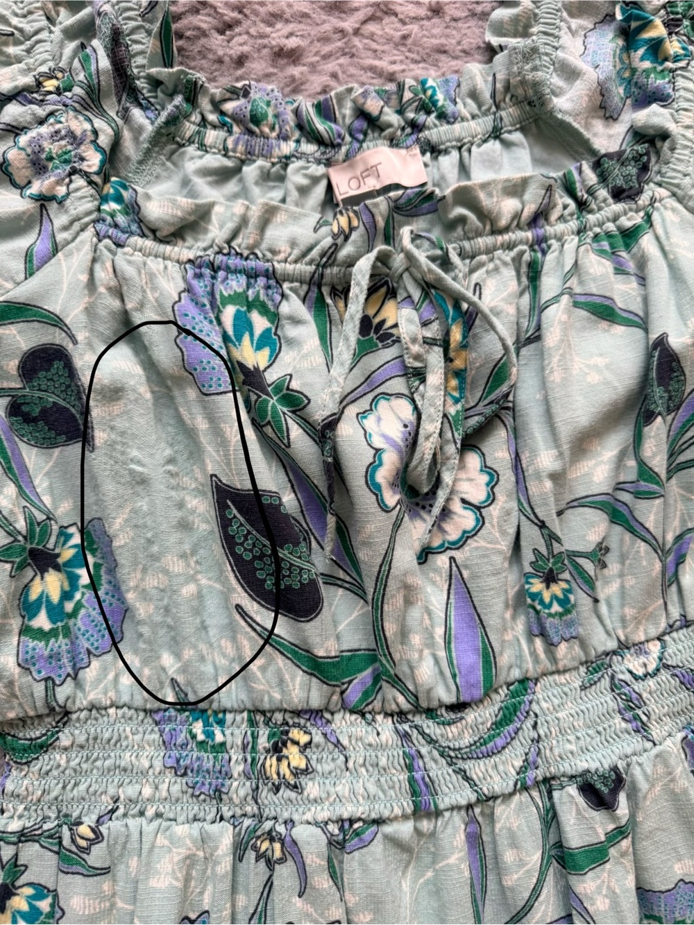 LOFT. Floral Puff-Sleeve Midi Dress in Sage Green. SIZE SMALL - Picture 4 of 4